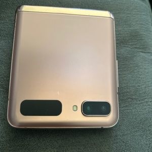 Galaxy Z 3Flip Phone
